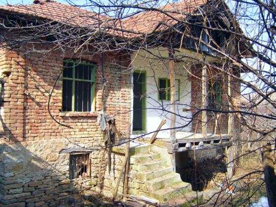 *Image showing property for sale in Dobromirka