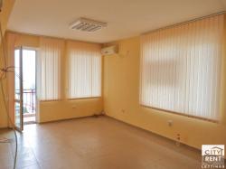 An office space for rent set near Bulgaria Blvd. in Veliko Tarnovo