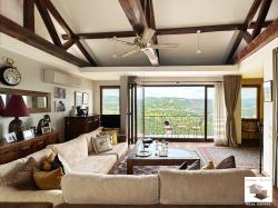 EXCLUSIVE! Unique four-story house, with panoramic views of the Tsarevets and Trapezitsa hills, in Veliko Tarnovo