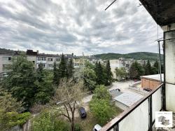 One-bedroom apartment for renovation in Cholakovtsi district, Veliko Tarnovo