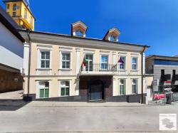 Commercial three-storey building in the heart of Veliko Tarnovo