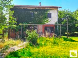 Versatile Property with Commercial Premises & Living Area in Prime Pavlikeni Location