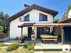 Two-story house with garage, vegetable and orchard garden in the village of Popovtsi, near Gabrovo