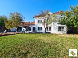Spacious renovated 3 bedroom house with swimming pool in the village of Stefan Stambolovo, near Veliko Tarnovo