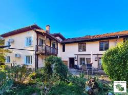 Two-storey, furnished and ready-to-move-in house in the village of Yantra, just 35 minutes from Veliko Tarnovo