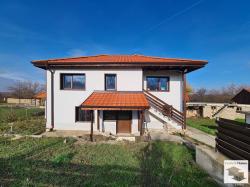 Renovated house with a large yard, located on two streets in the village of Novo Selo