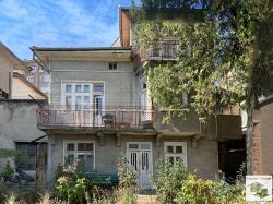 Charming three-storey house with garage and garden in the Heart of Veliko Tarnovo