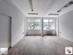 Commercial space with Cosmetic Studio Status in the central part of Veliko Tarnovo