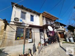 Detached, two-story house with a small yard and panoramic views in Varusha district, Veliko Tarnovo