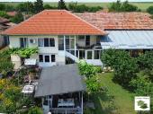 Spacious house with 5 bedrooms, tavern, double garage, well and outbuilding in the village of Klimentovo