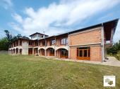 Newly built hotel with a spacious yard and panoramic views in the village of Boykovtsi, near the town of Elena