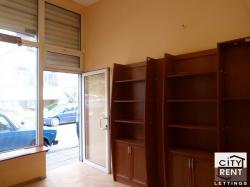 А shop for rent, set on a main boulevard, close to the centre of Veliko Tarnovo