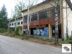 A large commercial property located in the village of Sokolovo, 15 km away from Veliko Tarnovo  