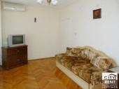 Апартамент с една спалня под наем в оживен квартал, разположен в град Велико Търново