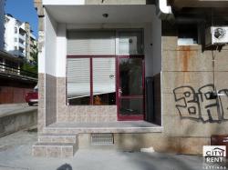 Commercial property facing a street for rent, with good location in Veliko Tarnovo