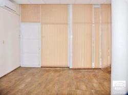 Shop suitable for a office for rent in Kolyo Fitcheto district in Veliko Tarnovo