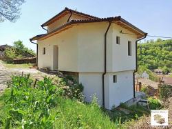 Newly built house with yard and panoramic view located in the historical part of Veliko Tarnovo