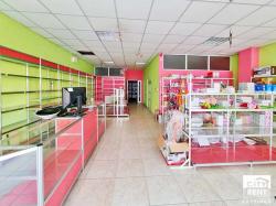 Spacious shop with a office and a storage for rent with excellent location in Veliko Tarnovo