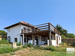 Большой дом с домиком для гостей в аренду в с. Никюп, 25 км. от Велико Тырново