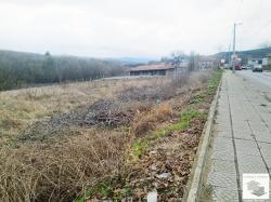 Large plot of land on the main road Sofia-Varna, only 5 km away from Veliko Tarnovo
