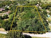 Large plot of land, set in a much sought-after village, standing just 12 km away from Veliko Tarnovo