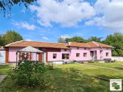 Очарователна едноетажна къща за продажба в с. Страхилово, 40 мин. път от Велико Търново