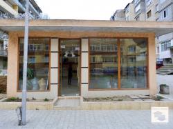 EXCLUSIVE! Commercial property for sale, suitable for a shop or an office in Cholakovtsi district