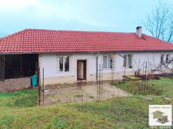 One-story house for sale in the village of Pchelishte, only 20 min. from Veliko Tarnovo