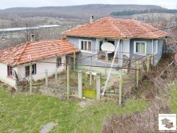 One-storey house for sale in the village of Rodina, 30 min. from Veliko Tarnovo