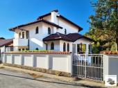 A massive house, with a double garage and a swimming pool, in a mountain village in Old Mountain near Teteven