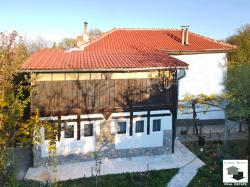 Two-story house with a flat yard, pool and sauna in the village of Burya