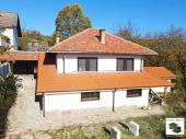 EXCLUSIVE! Two-story house with a well and a panoramic view in the village of Kostenkovtsi